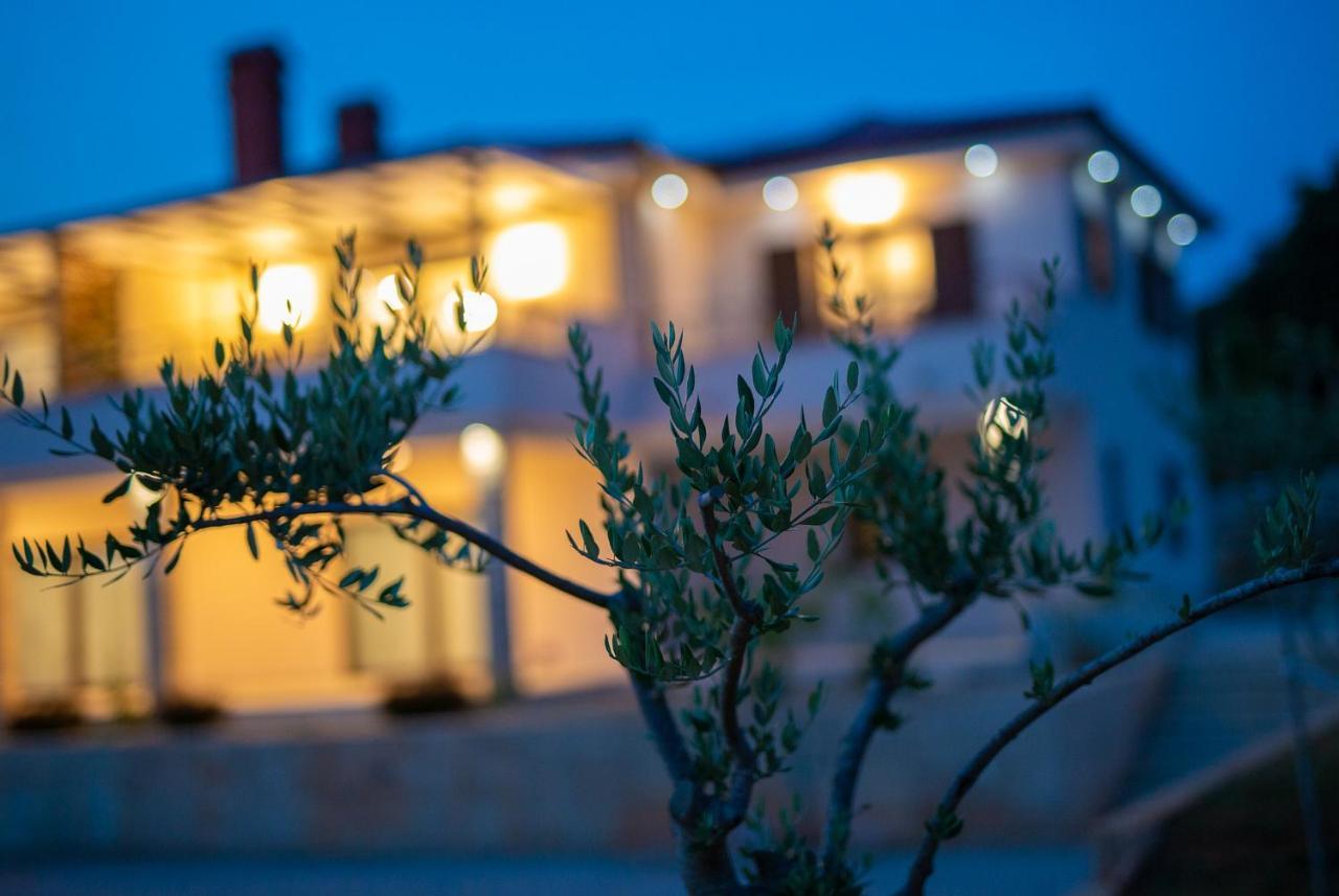 Luxury Apartments Villa Stina Pinezići Dış mekan fotoğraf