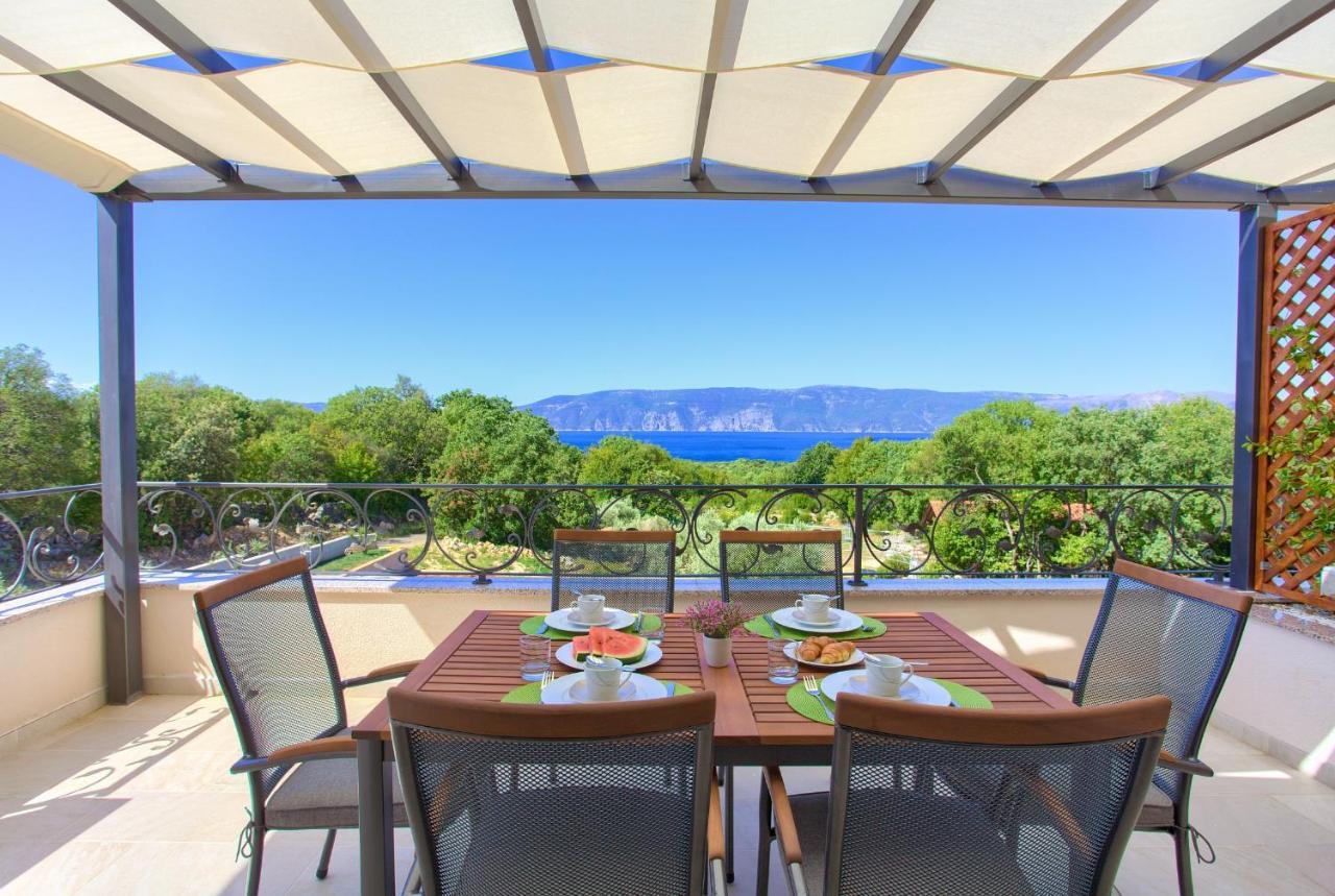Luxury Apartments Villa Stina Pinezići Dış mekan fotoğraf