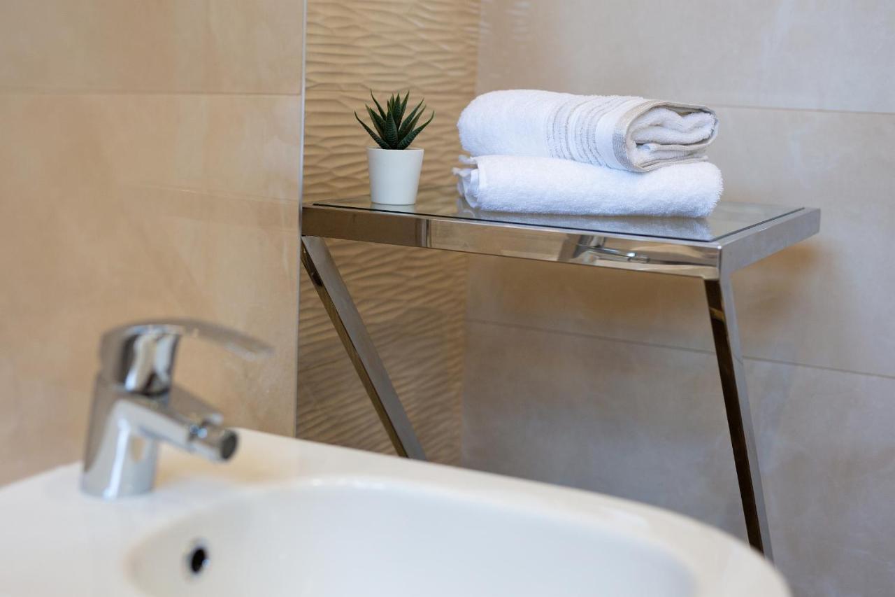 Luxury Apartments Villa Stina Pinezići Dış mekan fotoğraf