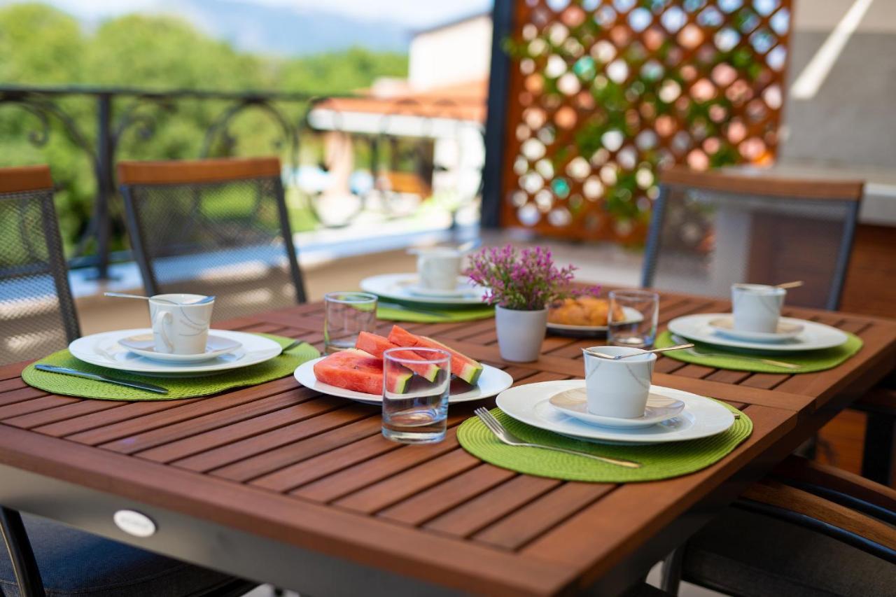 Luxury Apartments Villa Stina Pinezići Dış mekan fotoğraf