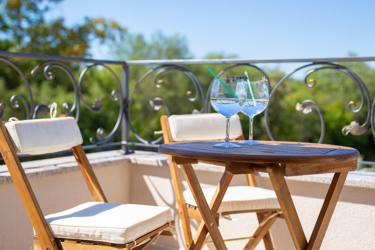 Luxury Apartments Villa Stina Pinezići Dış mekan fotoğraf
