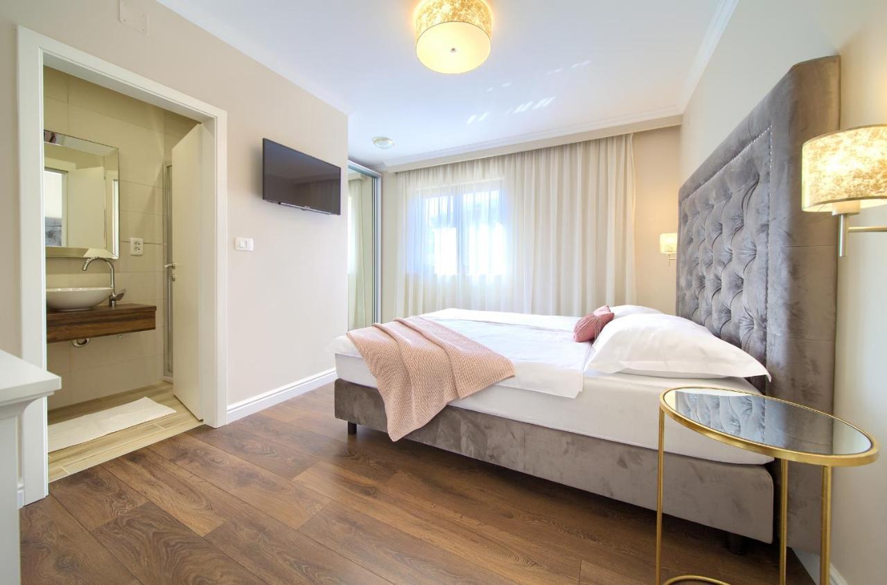 Luxury Apartments Villa Stina Pinezići Dış mekan fotoğraf