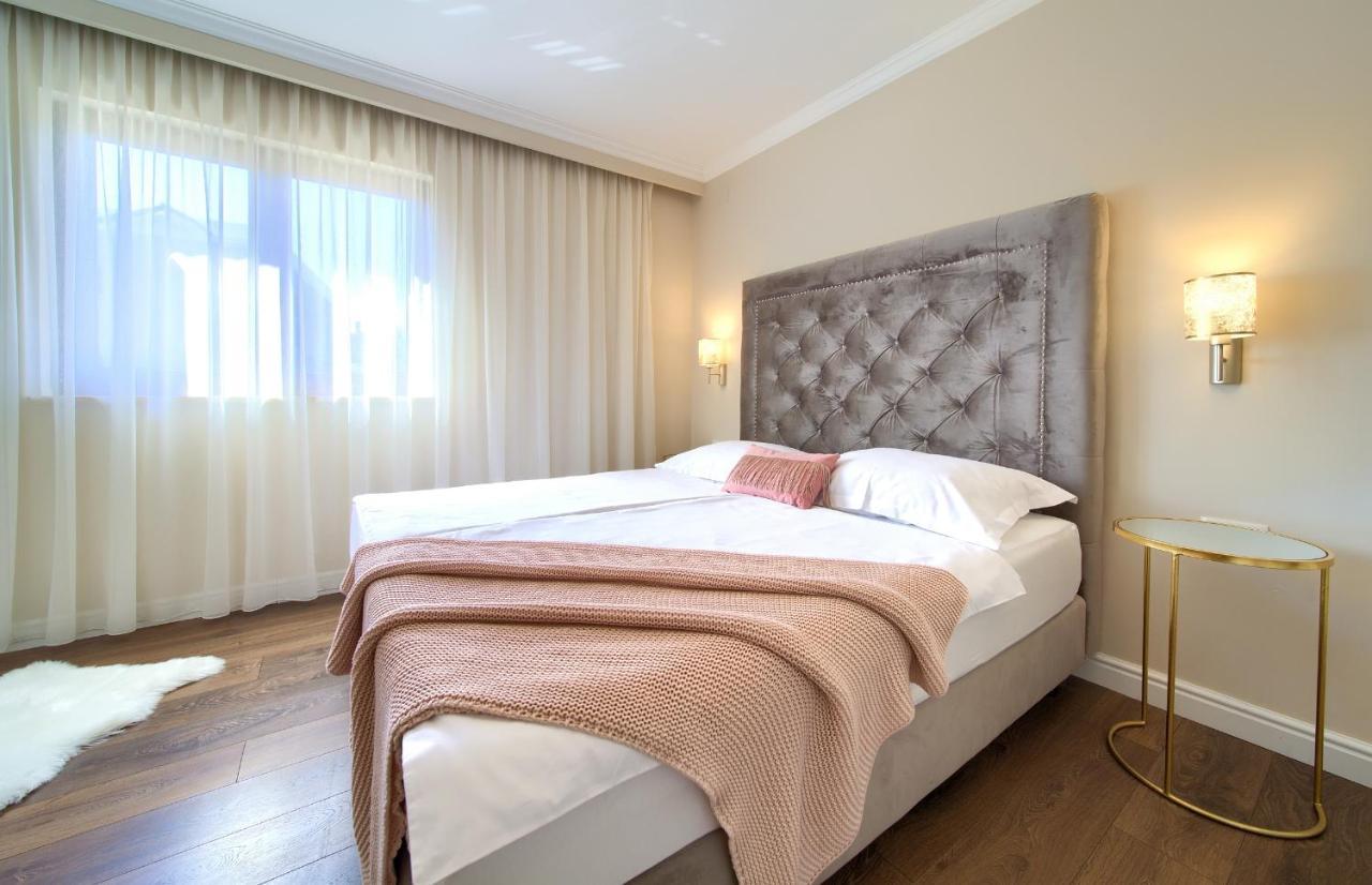 Luxury Apartments Villa Stina Pinezići Dış mekan fotoğraf