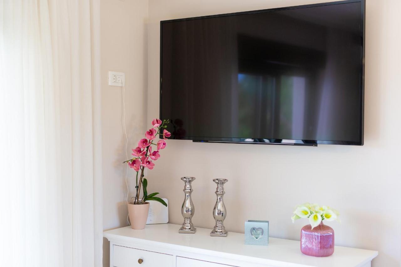 Luxury Apartments Villa Stina Pinezići Dış mekan fotoğraf